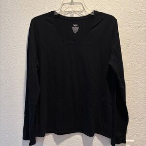 Mossimo Supply Co. Black Long Sleeve V-Neck Tee